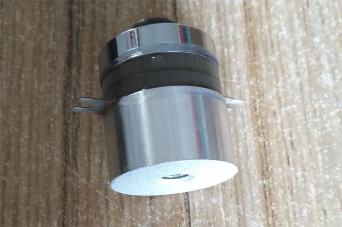 工業(yè)振動傳感器的優(yōu)勢是什么，該如何選擇？(圖1)